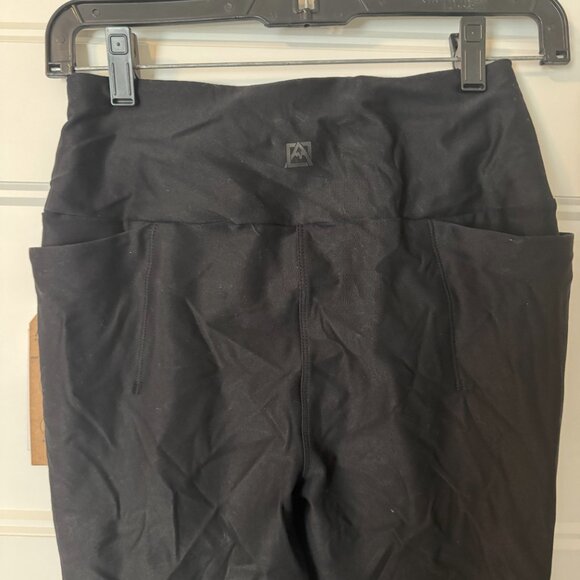 Women's Avalanche Leggings, Size Small, NWT - Picture 2 of 4